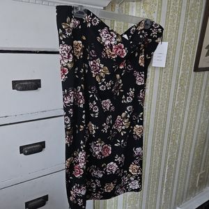 Unique Vintage Floral Pencil Skirt, NEW (22-24)